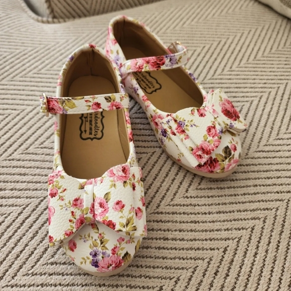 pipperdoodles Shoes Toddler Girl Shoes Size 1 Pipperdoodles Mary Jane Bow Shoes Poshmark